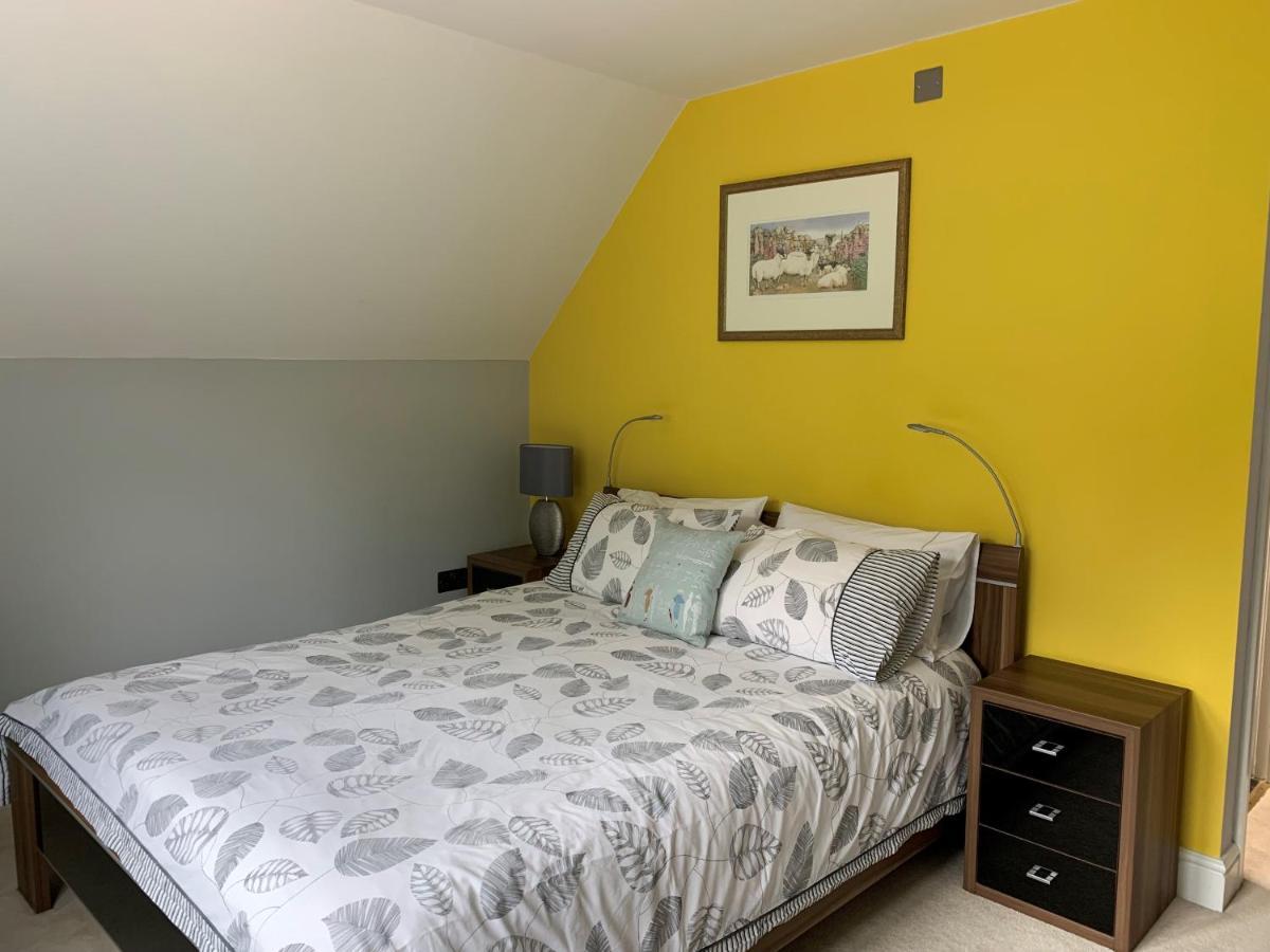 Homelands Apartment Челтнъм Екстериор снимка